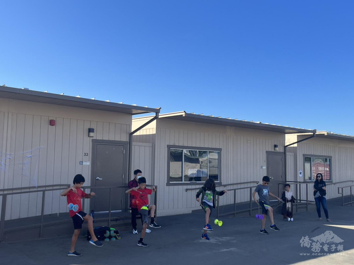 民俗傳統技藝扯鈴表演之活動開場