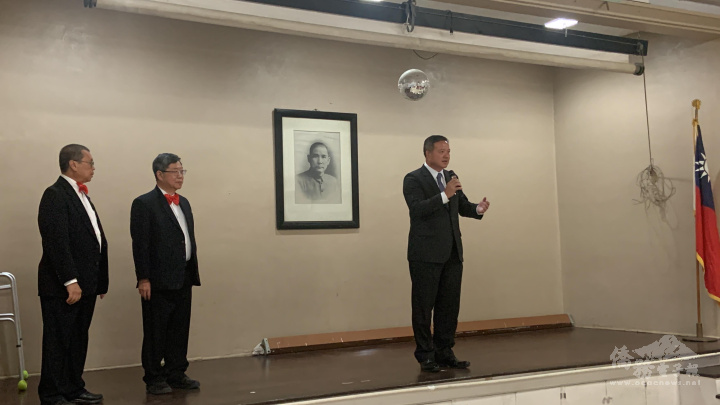 北架斐中華會館於舉辦會員大會及國慶聯歡晚會-陳敏永致詞