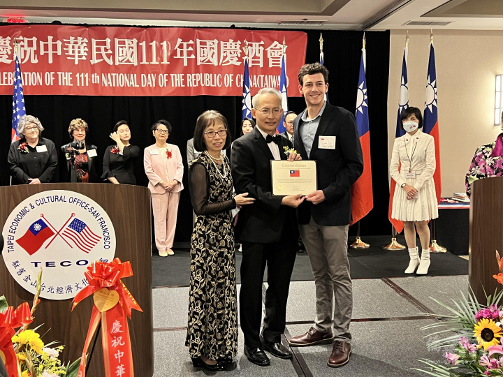 美國政要紛紛致贈賀狀