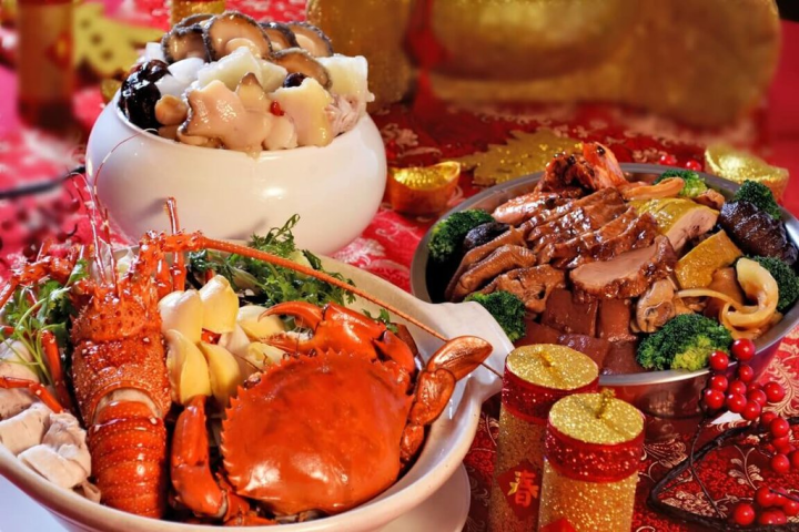 喜迎兔年慶團圓，台北圓山大飯店推出3道獨家配方的年菜，每一道都是由國宴主廚親自掌杓、把關，以天然食材和不含化學添加的調味三寶，料理出健康的珍饌佳餚。（圓山大飯店提供）