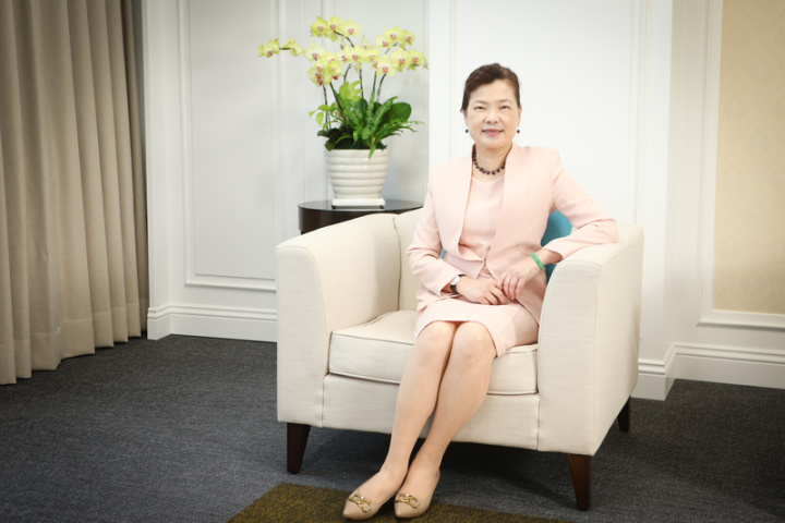 談及台灣半導體產業領先地位，經濟部長王美花說，政府一直都有在討論產業發展策略，除增訂被稱為台版晶片法案的「產創條例10條之2」草案，更透過各種方法，積極推進下世代製程與創新。