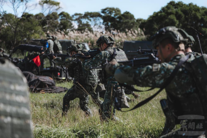 特指部執行戰術任務訓練，以熟稔戰場環境。