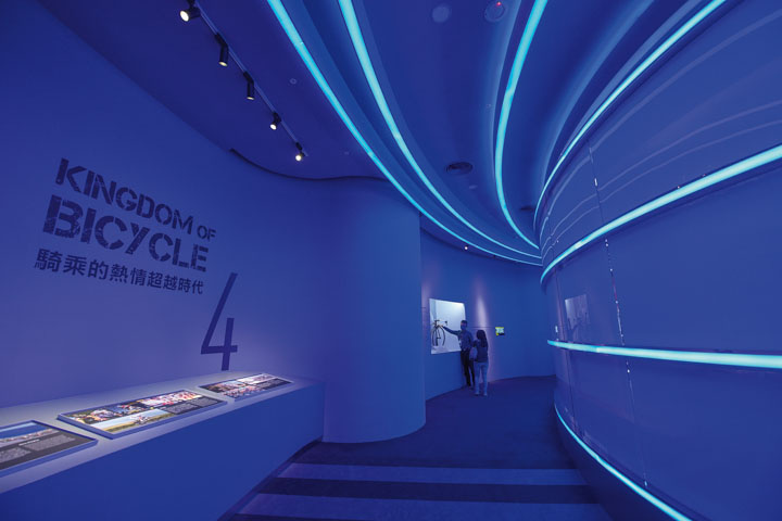 走進自行車文化探索館，透過各種歷史、技術等層面，展開一場全球自行車探索之旅。