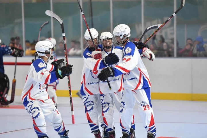 Taiwanese speed skaters hold each other as they take gold in the junior men's inline hockey final, following a 6-3 triumph over the United States Sunday at the 2022 World Skate Games in Buenos Aires. Photo taken from Chinese Taipei Roller Sports Federation's Facebook page