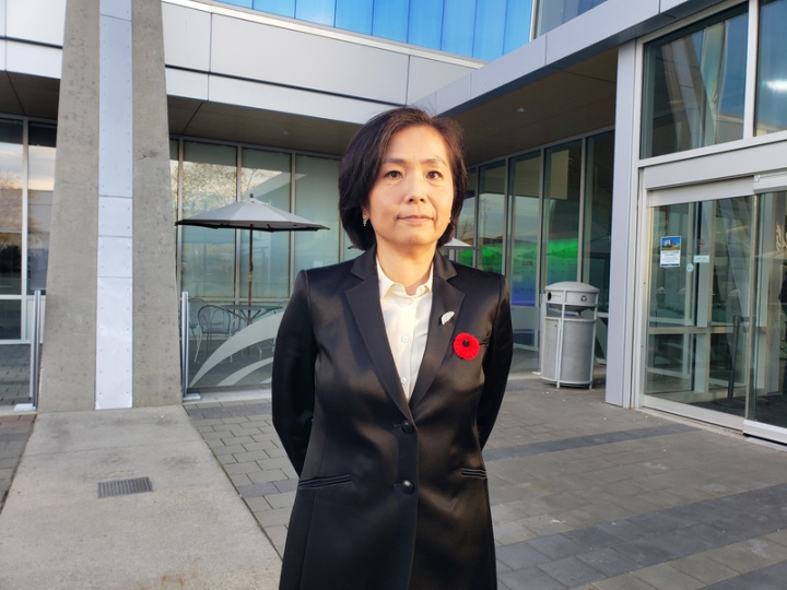 因公殉職加拿大台裔女警楊子信（Shaelyn Yang）的葬禮於2日舉行，駐溫哥華台北經濟文化辦事處處長劉立欣向楊子信的家人表達慰問與致敬。