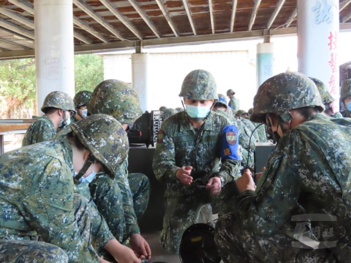 教召員實施專長複訓。（通訓中心提供）