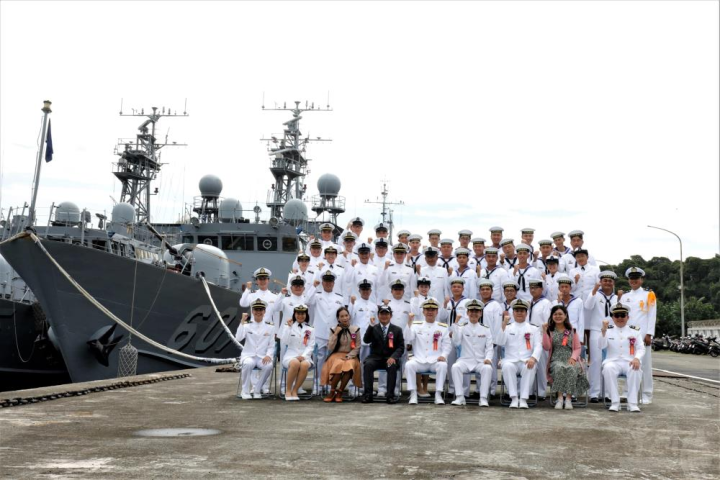 海軍鳳江軍艦日前辦理除役典禮。（軍聞社記者林澤廷攝）