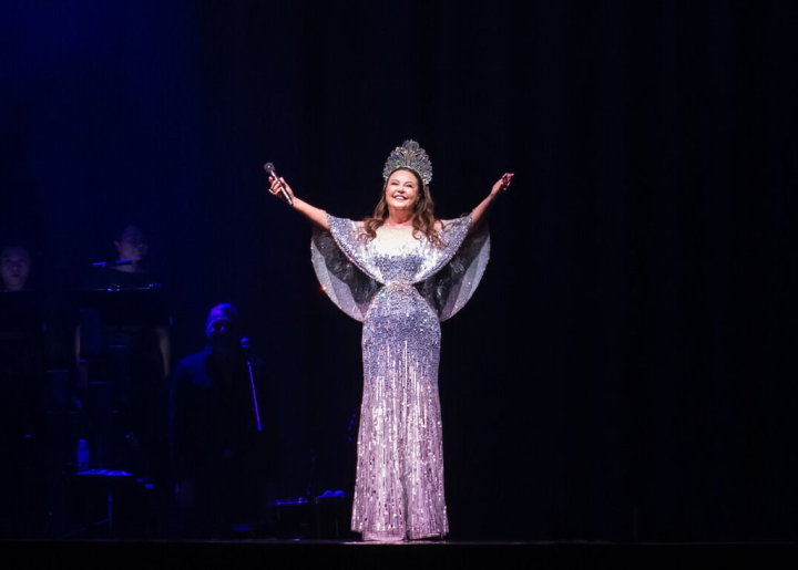 Sarah Brightman performs at the Taipei Arena on Saturday evening. Photo courtesy of KHAM Inc.