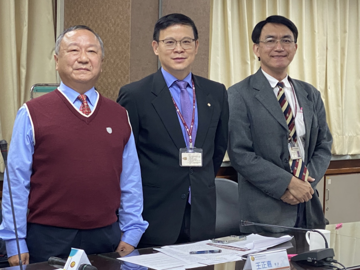 雲林科技大學資工系主任郭文中(左起)、NCC委員王正嘉、NCC北區監理處長溫俊瑜13日共同發布首份台灣4G及5G基地台電磁波強度大規模量測報告