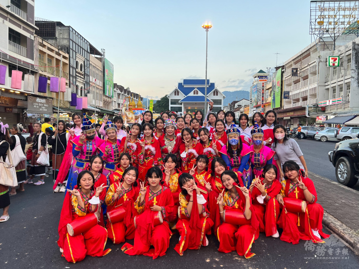 清萊雲南會館附屬華雲學校師生參與活動情景