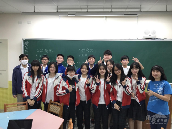 衞道中學參與的全體師生