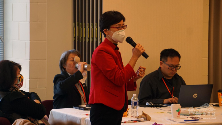 巴城中文學校董事長白越珠僑務委員就TMCL的發展提出建議