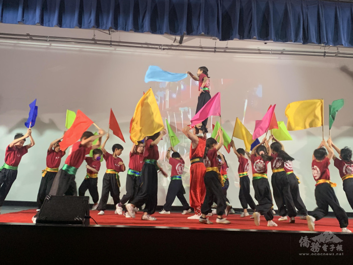 表演節目-旗海飛揚