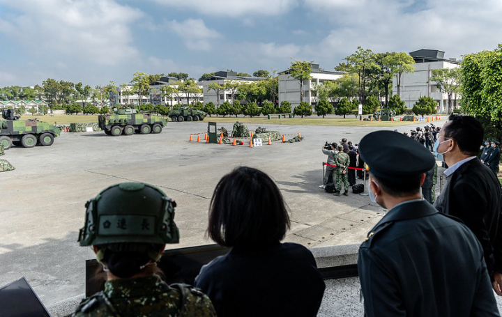 蔡英文總統今（6）日上午前往嘉義春節勗勉「陸軍機步234旅聯兵一營」、「嘉義後備指揮部」及「空軍第四聯隊」