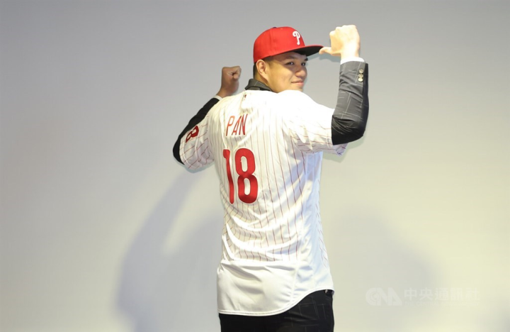 Fireballer Pan Wen-hui. CNA photo Jan. 16, 2023