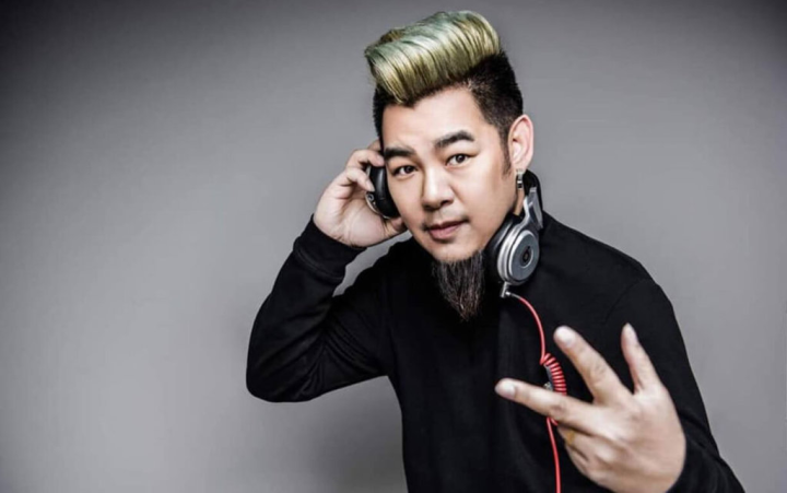 「大武門」音樂祭以屏東大武山為名，是屏東縣政府打造的全新潮流音樂品牌，將在屏菸1936文化基地登場，首波邀請羅百吉DJ Jerry（圖）等卡司開唱。（屏東縣政府提供）