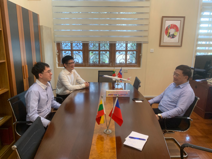 華航緬甸分公司拜會駐緬甸代表處