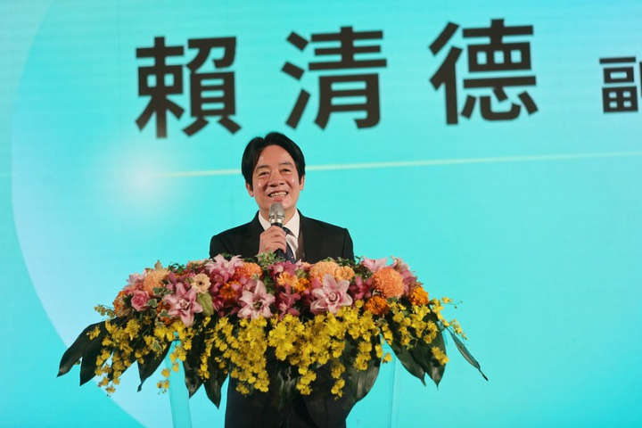 副總統出席「中華民國全國創新創業總會第25、26屆總會長交接暨會務幹部授證典禮」，並致詞