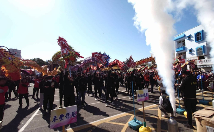 苗栗市公所舉辦「2023苗栗?龍」系列活動，循例於30日農曆正月初九在苗栗市玉清宮前廣場舉辦開光點睛儀式。