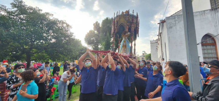 「萬金聖母聖殿」每年主保瞻禮12月8日前後的週日，都會舉辦盛大萬金聖母遊行。