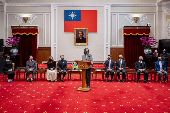 President Tsai delivers remarks.