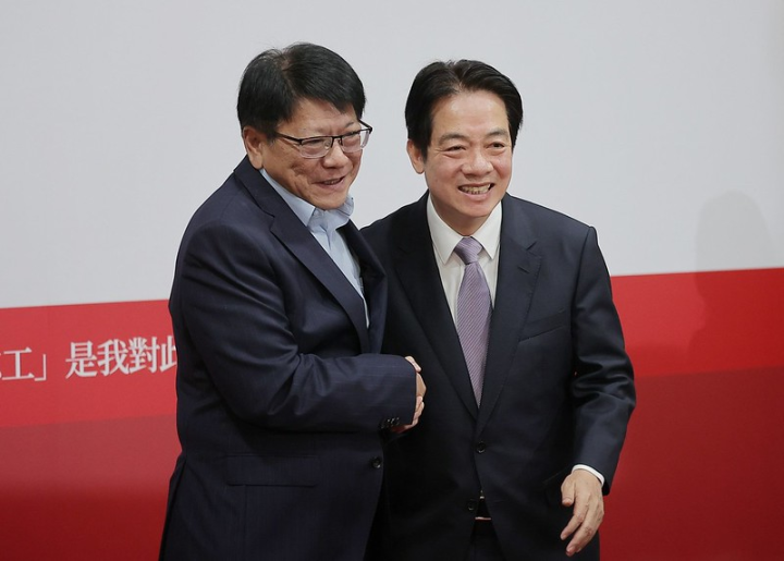 副總統出席《紅色鋼鐵人 潘孟安》新書發表會