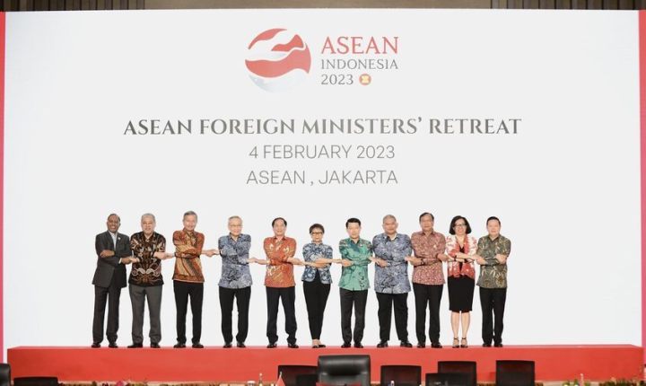 2023年2月3日至4日在印尼雅加達召開第32屆東南亞國家協會外長會議。(FB/@ASEAN)