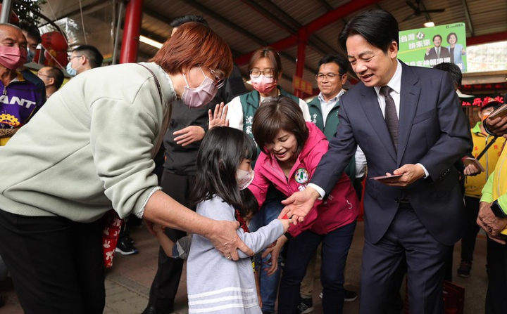 副總統發送兔年新春福袋向民眾拜年，祝福元宵節快樂