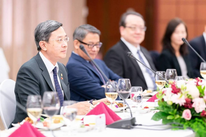 外交部政務次長李淳款宴歡迎美國聯邦眾議員康納（Ro Khanna, D-CA）訪團。