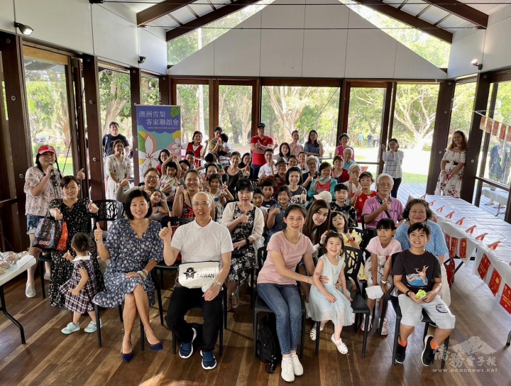 雪梨客家聯誼會在Cabarita Conservatory社區中心舉辦踩街漫遊天穿日親子活動