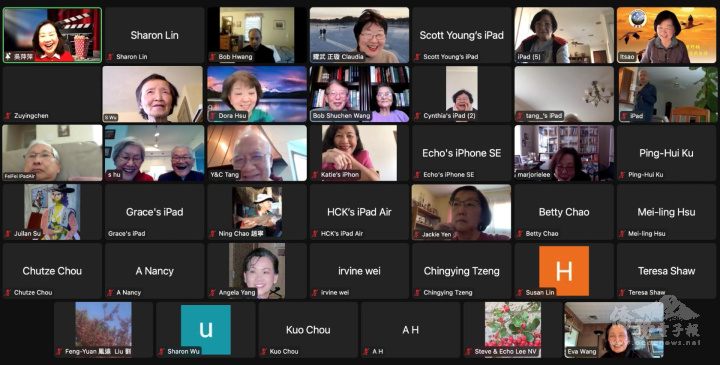 吳萍萍和線上觀眾大方分享她豐富的社團經驗和跨足電影的人生旅程