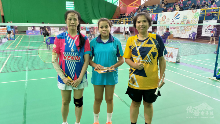女單42+組金牌戰由臺籍僑胞上演精采對戰，來自東方市的謝玫娟對決地主隊恩市的謝雨璇