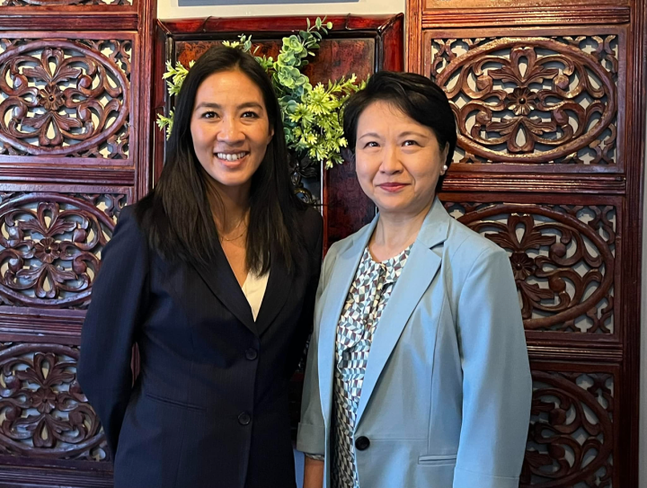 徐儷文會晤美國駐貝里斯大使關穎珊