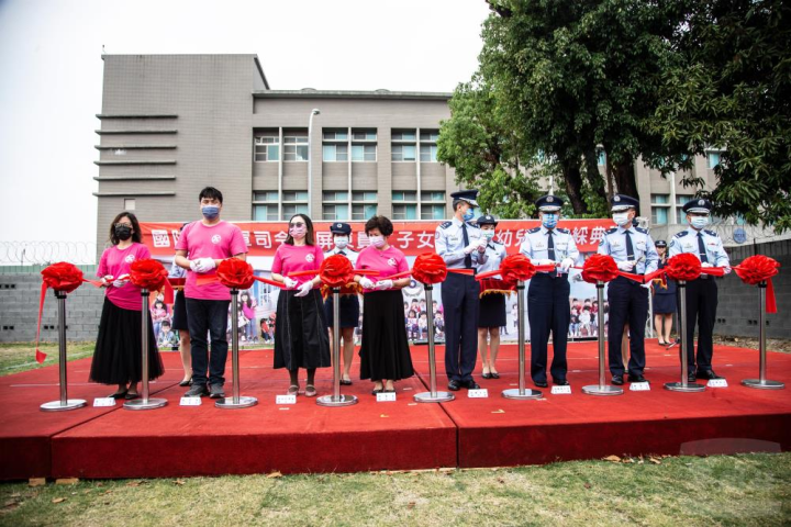 空軍司令部「屏東員工子女非營利幼兒園」舉行剪綵典禮。（軍聞社記者王茗生攝）