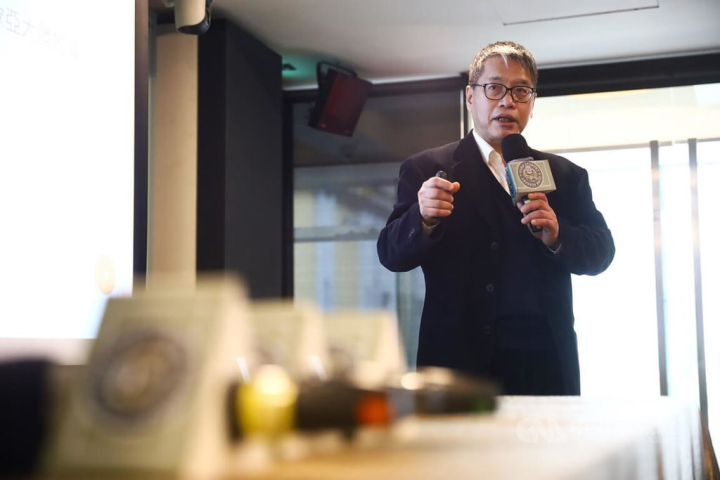 A Kuma Academy lecture.