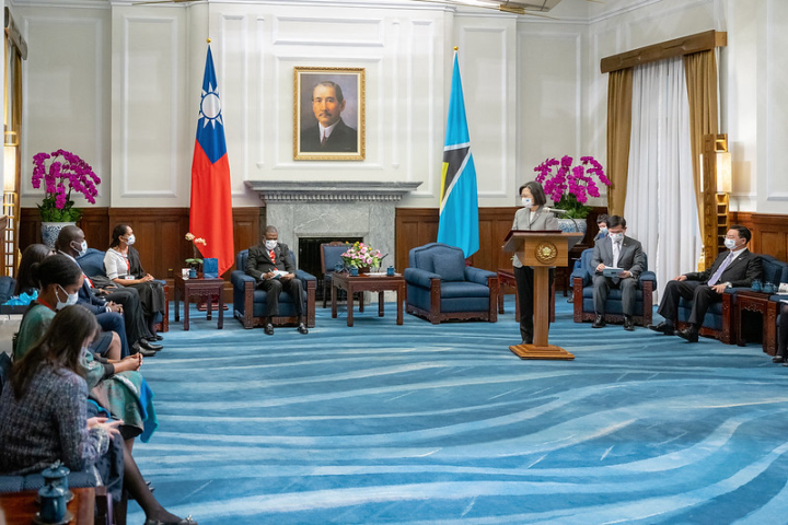 President Tsai delivers remarks.