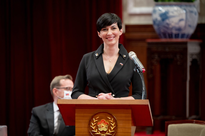 捷克眾議院議長艾達莫娃致詞