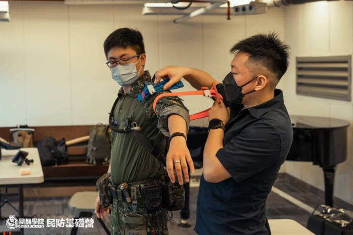 Taiwan's NGOs have witnessed a growing interest in their civil defense courses after Russia's invasion of Ukraine. (Photo taken from Kuna Academy Facebook)