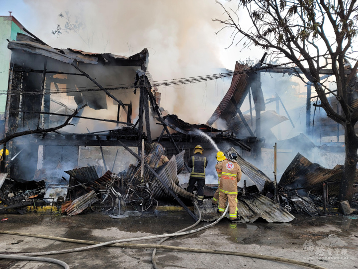 馬尼拉市聖沓古律斯區317里一處住宅區，於3月21日發生一起2級火警