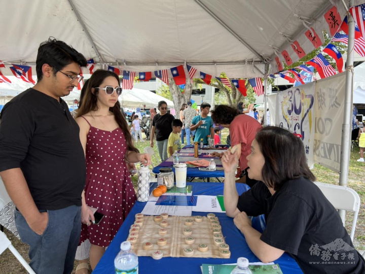 正體漢字文化節書法示範攤位活動情形