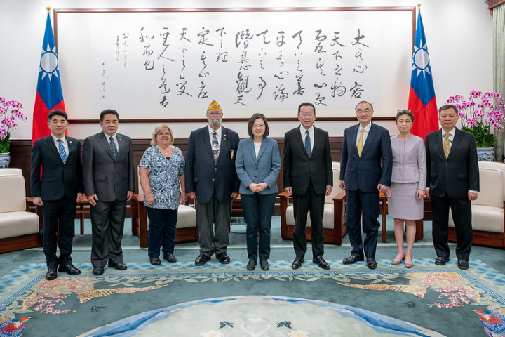 President Tsai meets American Veterans National Commander Donald McLean ...
