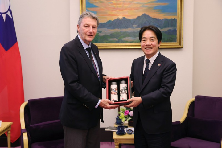 賴清德副總統11日上午接見「加拿大聯邦眾議院外交及國防事務訪問團」