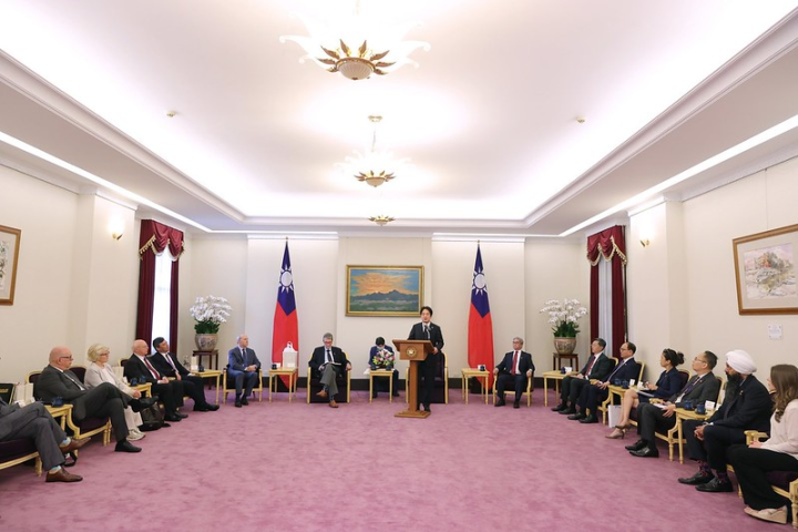 副總統接見「加拿大聯邦眾議院外交及國防事務訪問團」，並致詞