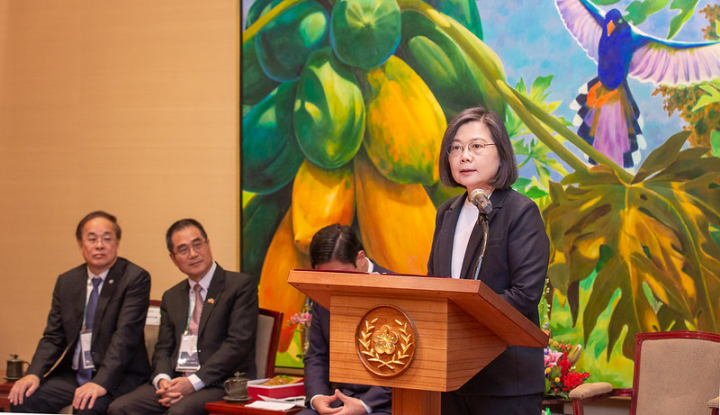 總統接見「第30屆亞洲臺灣商會聯合總會回國訪問團」並致詞