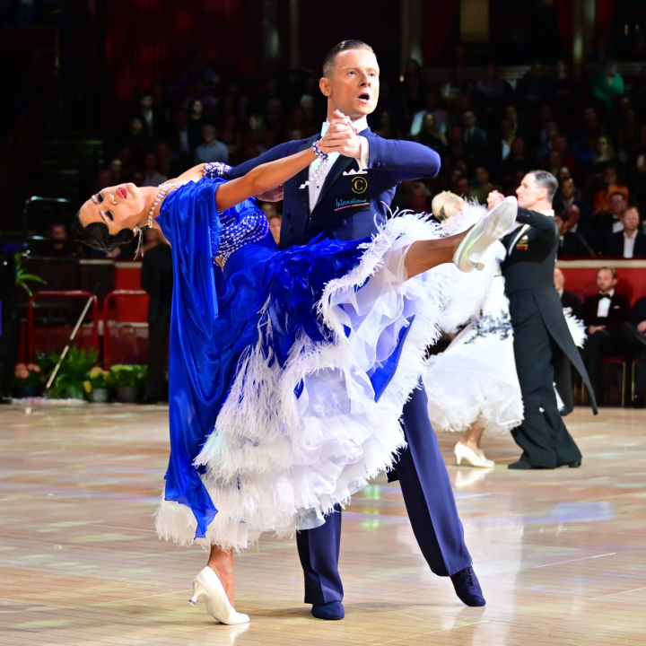 2022黑池職業摩登舞亞軍Stanislav Zelianin與Irina Cherepanova