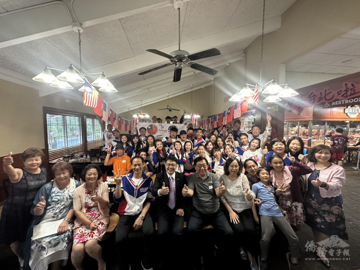 奧蘭多僑團熱烈歡迎中華啦啦隊國家代表隊並慰勉比賽辛勞