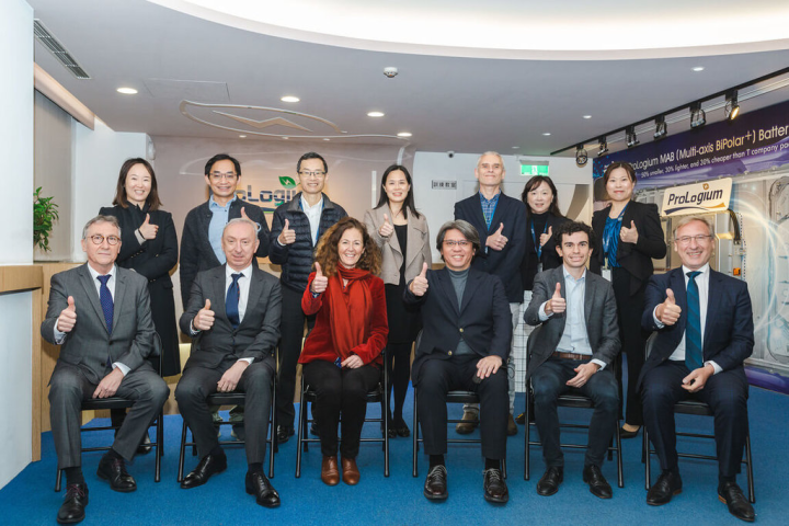 法國經濟財政暨工業與數位主權部今年初率團拜訪輝能科技，並與輝能團隊就法國及歐洲的電池價值鏈及綠色產業建置等議題上探討合作機會。（輝能提供）