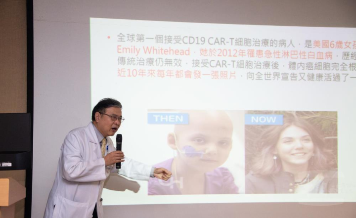 三總血液腫瘤科陳宇欽主治醫師說明細胞治療。（軍聞社記者吳柏融攝）