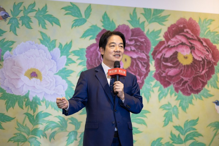 副總統出席「丹青傳奇-姚旭燈畫展」開幕酒會，並致詞