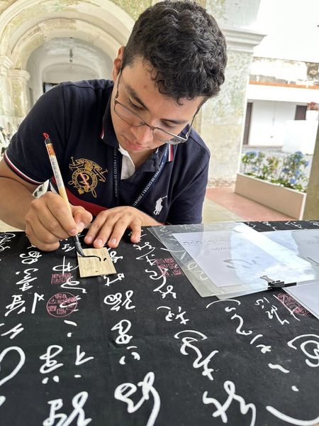 我國華語教學結合竹工藝家具展讓瓜地馬拉人民更了解台灣